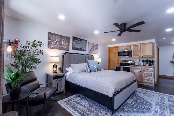 Campfire Burrow — King Bedroom