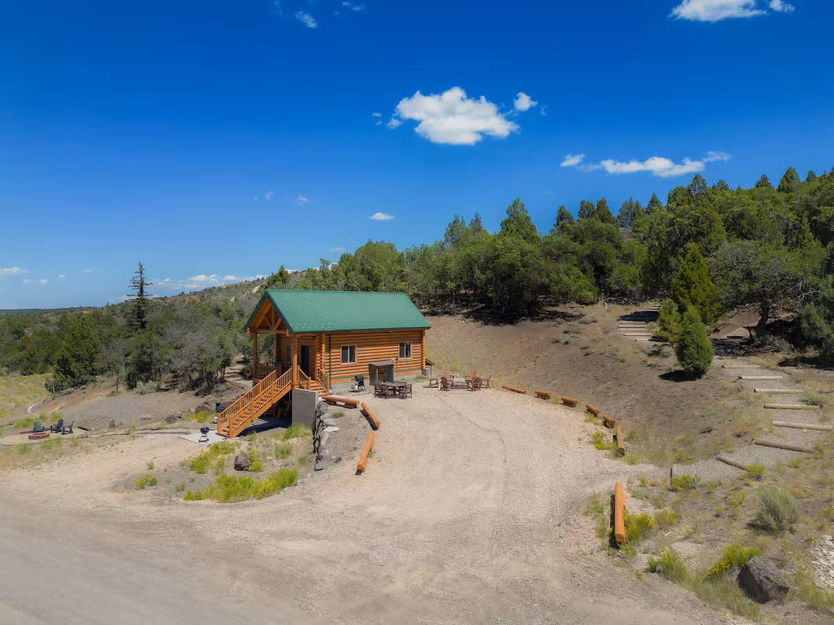 Campfire Cove — Exterior