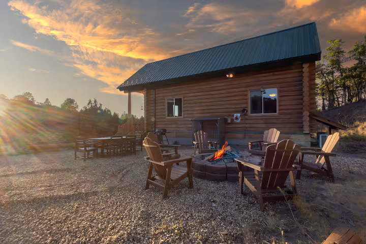 Campfire Cove — Firepit & Outdoor Seating